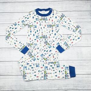 12 Hanna Andersson Holiday Train Pajamas